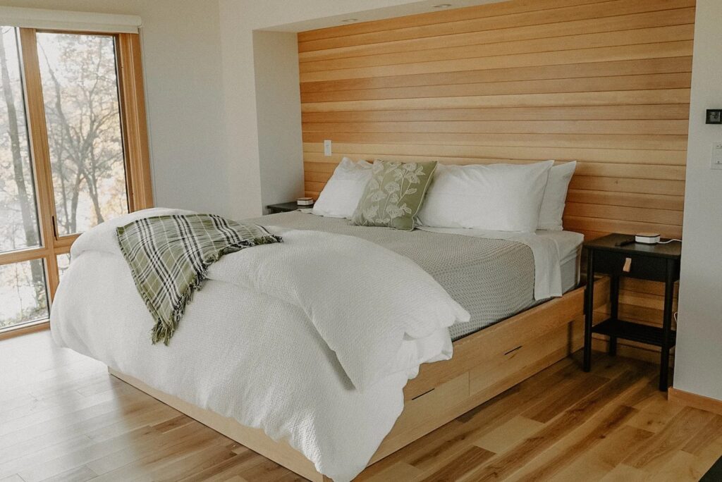 One of the bedrooms of the Nordlys Longhouse.